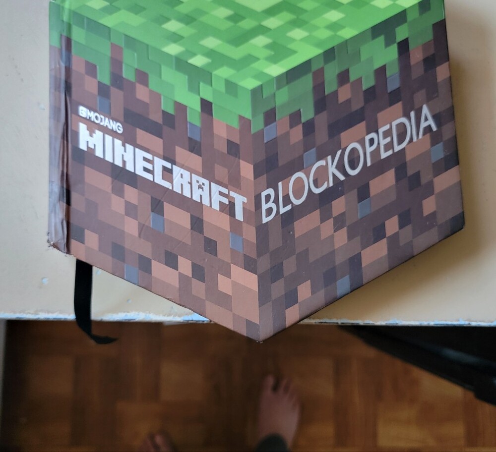 Minecraft Blockopedia - Hardcover Book
